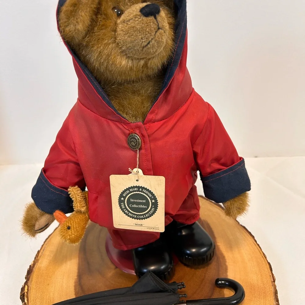 Boyds Bears Noah with Puddles teddy‎ bear, and Umbrella stock number #918434